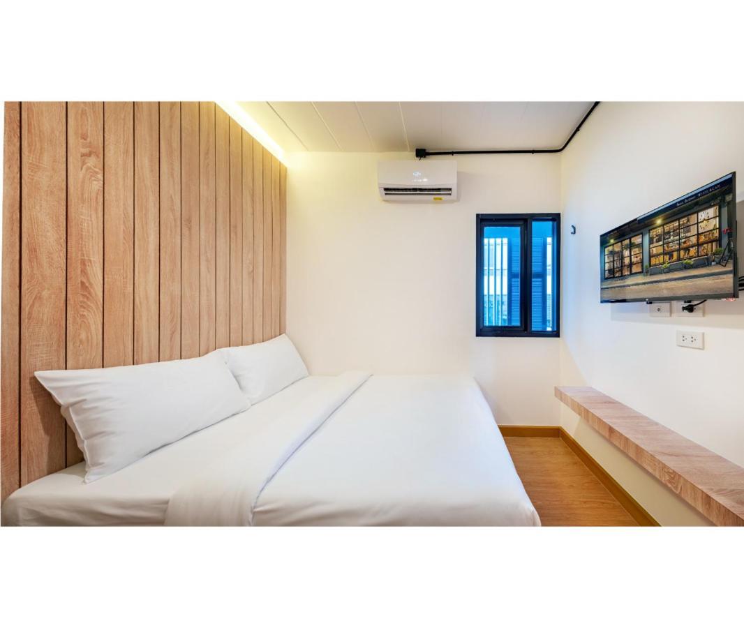 Siam Subway Hostel And Cafe Bangkok Eksteriør bilde